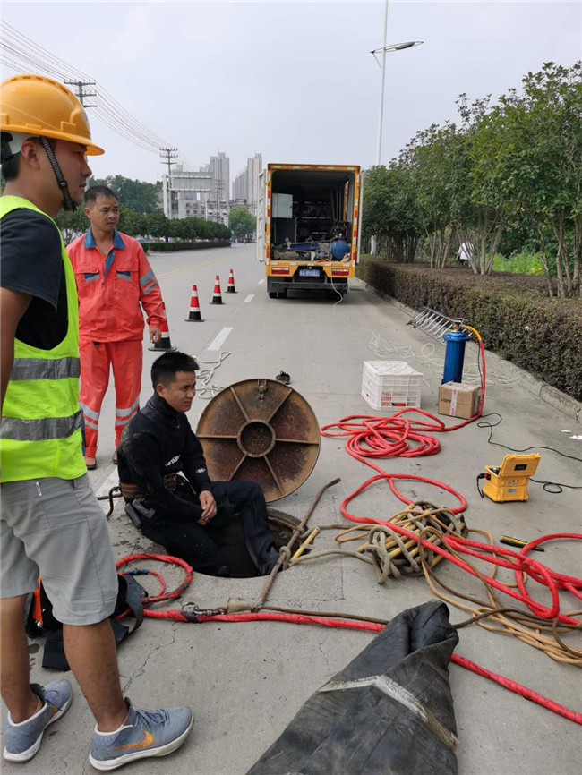 荣成翻衬法管道修复技术主要工序