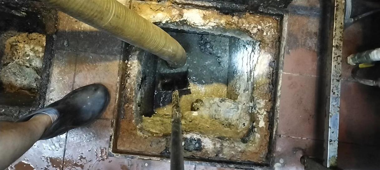 荣成污水池清理一般都有毒气，怎么预防中毒呢？